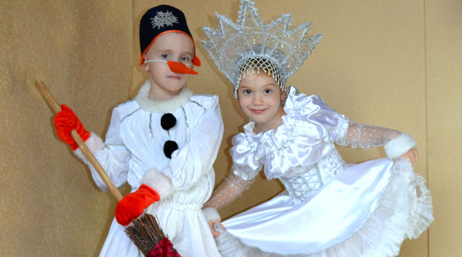 Про новорічні костюми напередодні свят фото дитячих костюмів